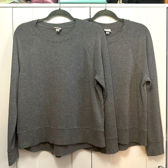 Gray Sweatshirt Bundle 2 Crewneck Sz LG A New Day Ultra Soft FIRM!! - Picture 1 of 3